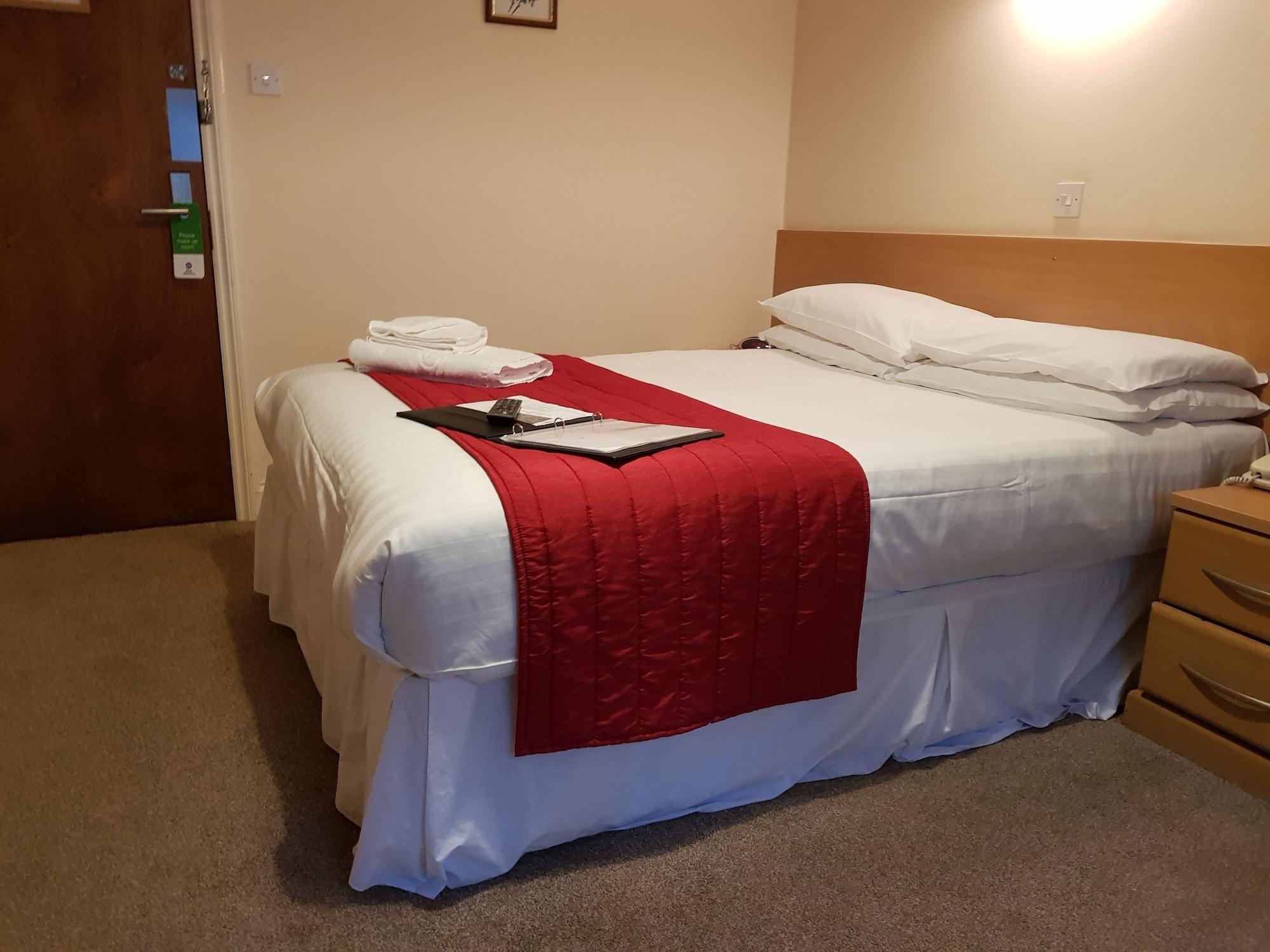 Best Western Cedars Hotel Stowmarket Exterior foto